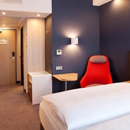 Holiday Inn Express - Offenburg By Ihg Dış mekan fotoğraf