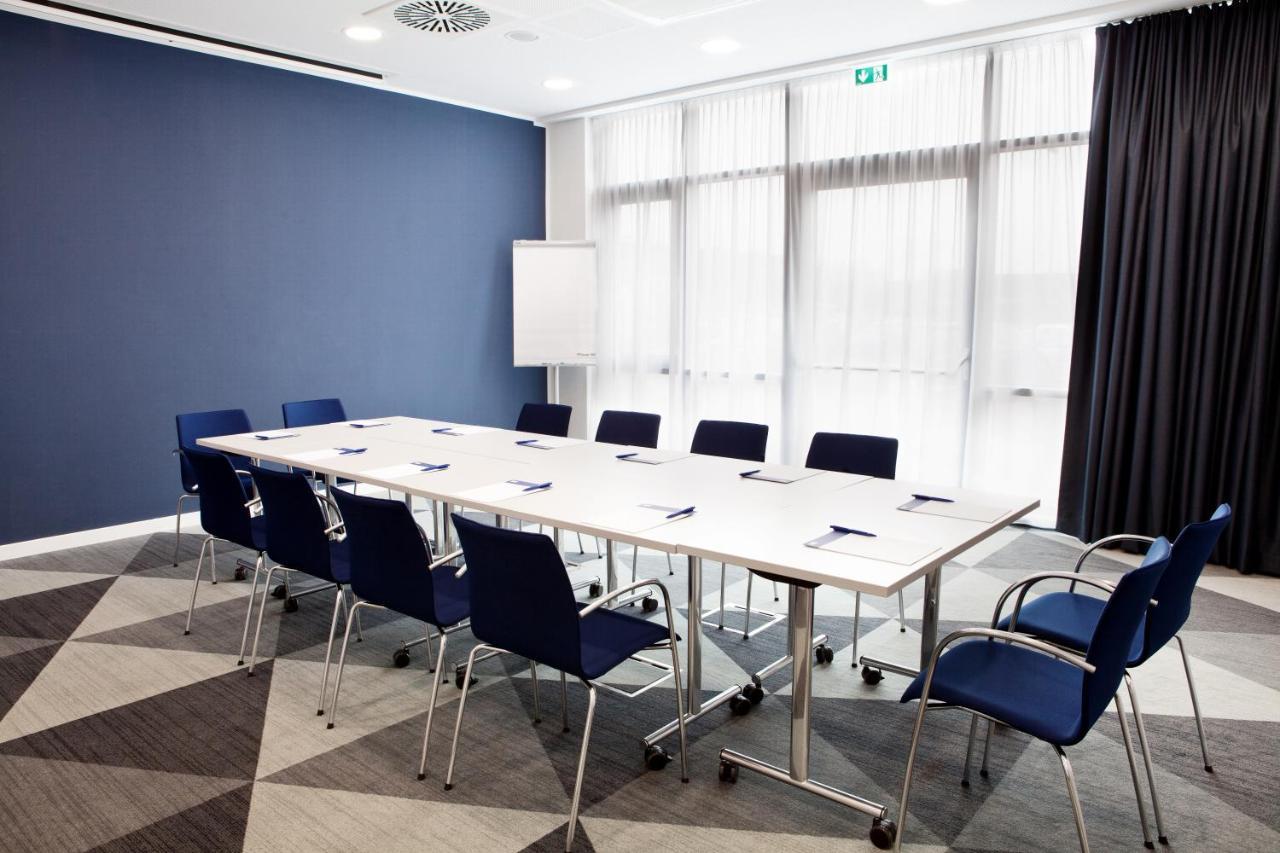 Holiday Inn Express - Offenburg By Ihg Dış mekan fotoğraf