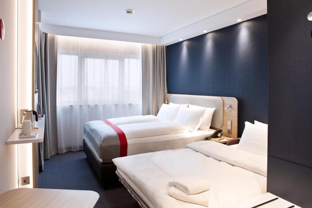 Holiday Inn Express - Offenburg By Ihg Dış mekan fotoğraf