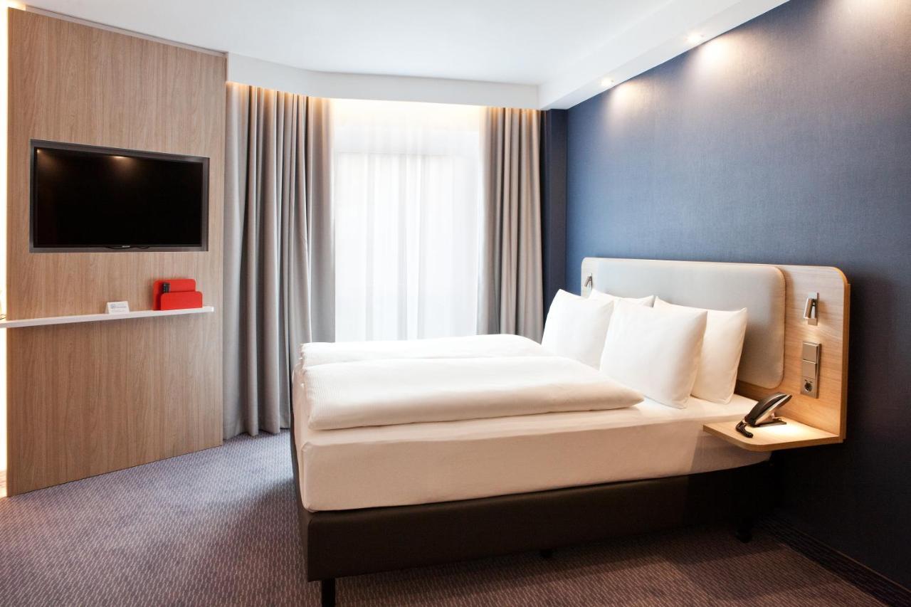 Holiday Inn Express - Offenburg By Ihg Dış mekan fotoğraf